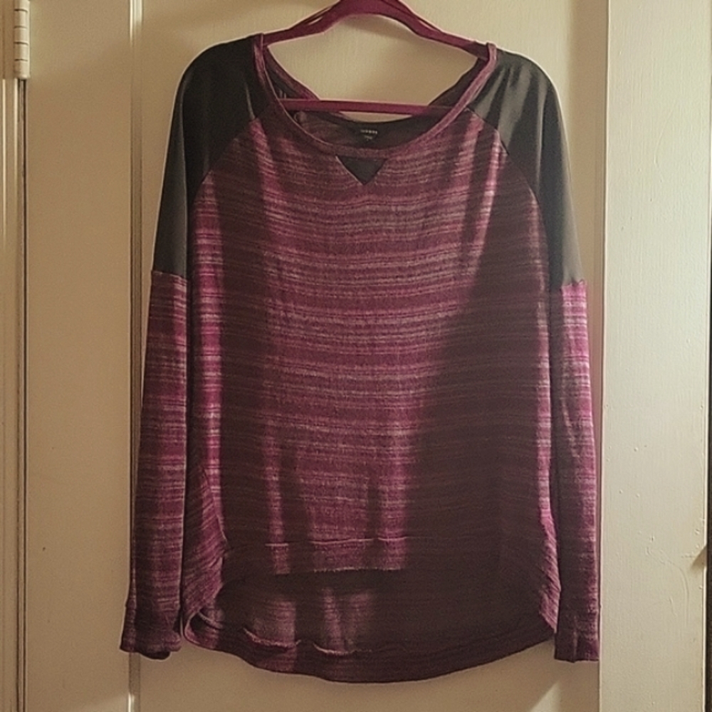 Guess Women's Wine and Dark Gray Long Sleeve Blouse, Size: L